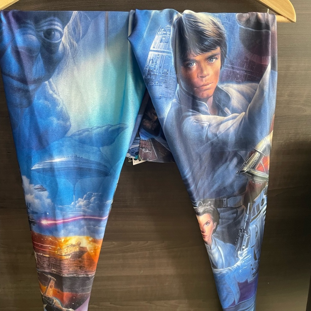 Blackmilk Star Wars Montage Leggings. New with tags. Size L